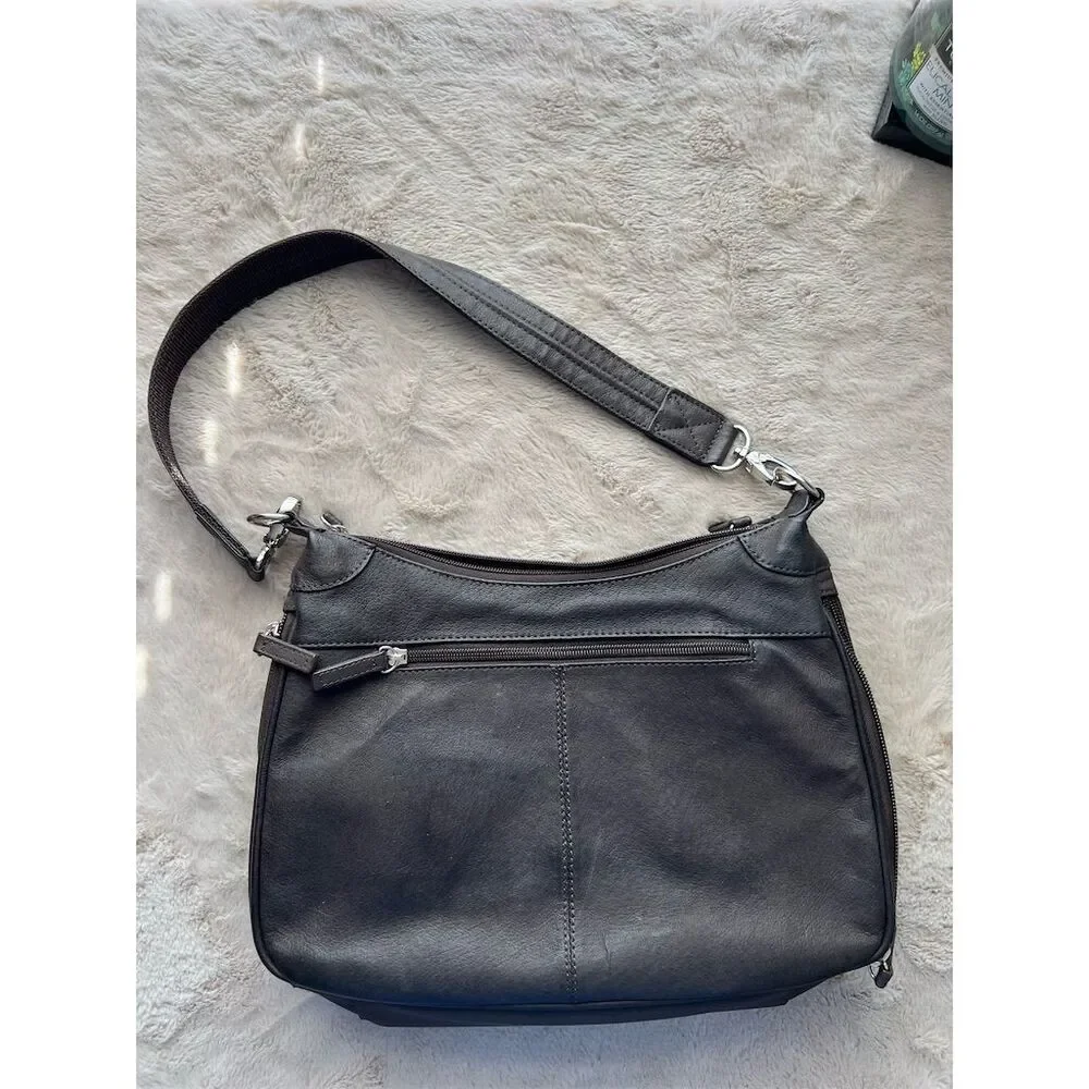 Gun Tote'n Mamas Women's Black Leather Concealed Carry Hobo Bag